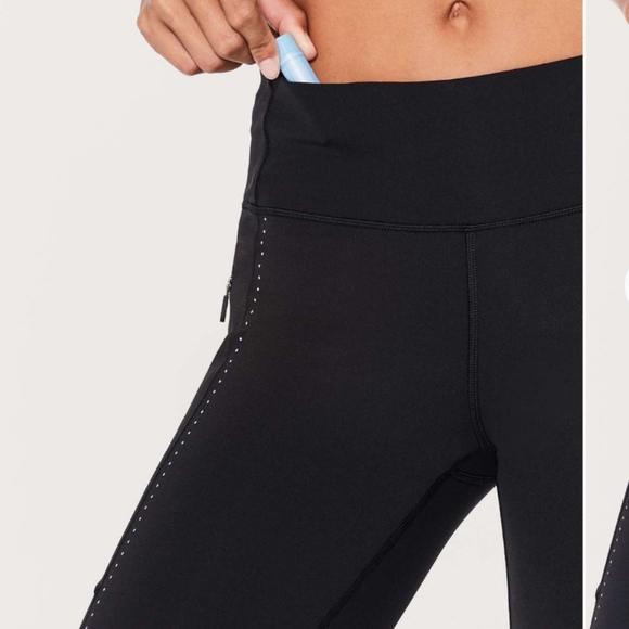 Lululemon Athletica Extra Mile 28" Black Tight sz4  BinQ - Picture 6 of 13